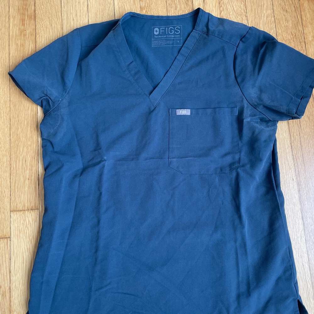 Figs Dark Habor V-Neck Scrub Top